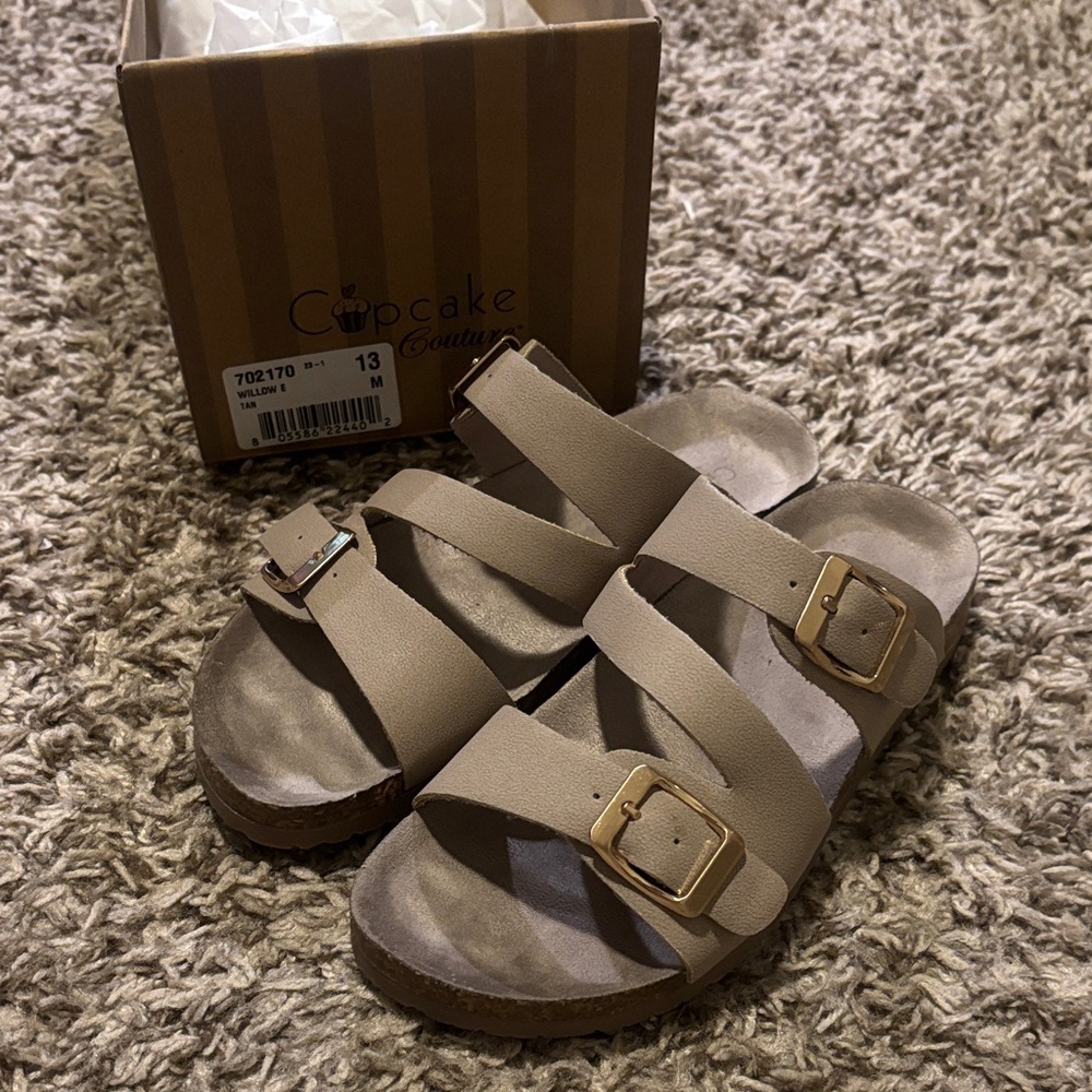 Cupcake couture Tan Sandals